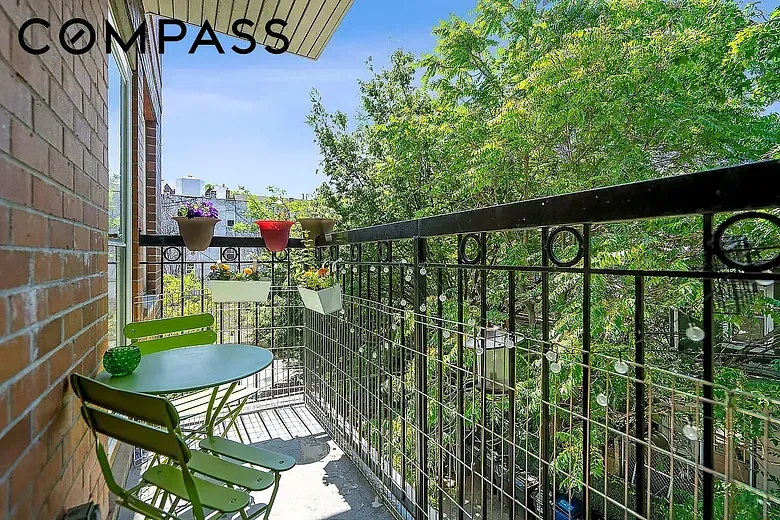 392 11th Street #3A