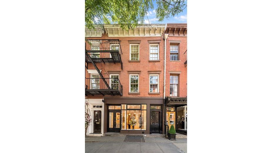 392 Bleecker Street