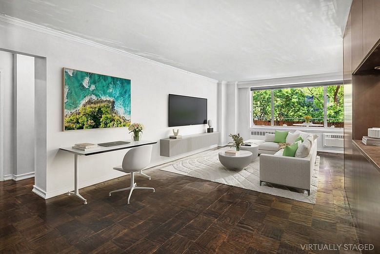 392 Central Park West #2N