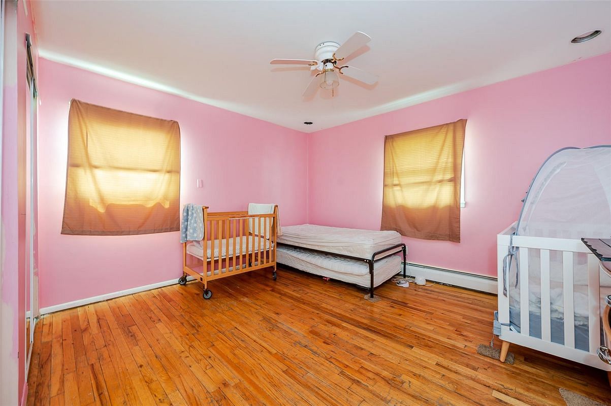 Image 1 of 13 for 3929 Greentree Drive in Long Island, Hempstead, NY, 11572