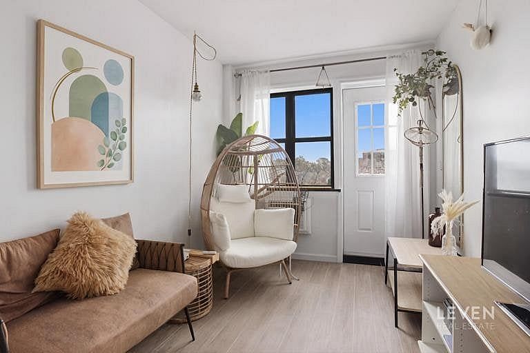 3929 New Utrecht Avenue #4B