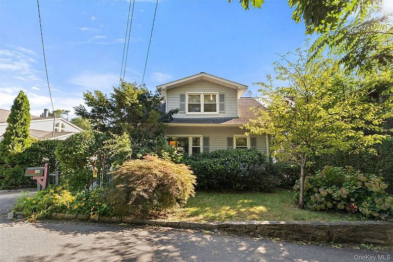 396 Farragut Avenue
