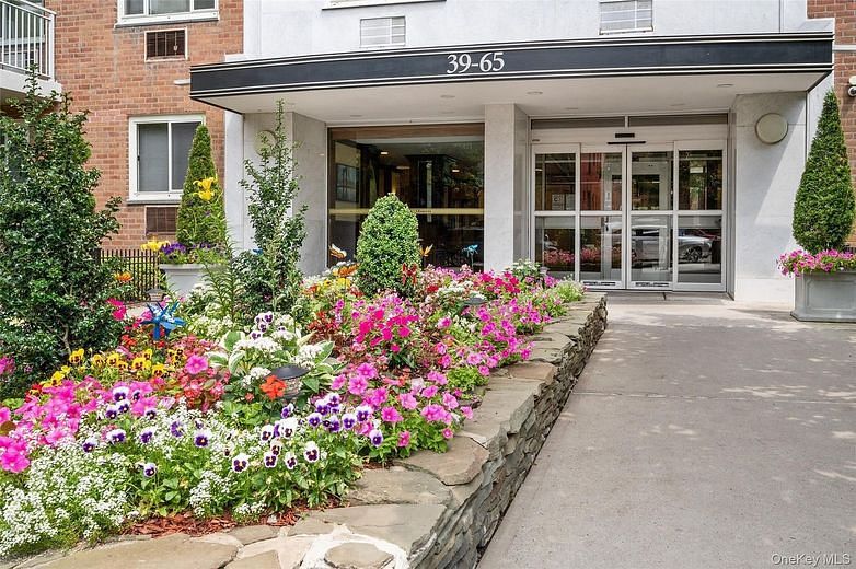 3965 52nd Street #5U