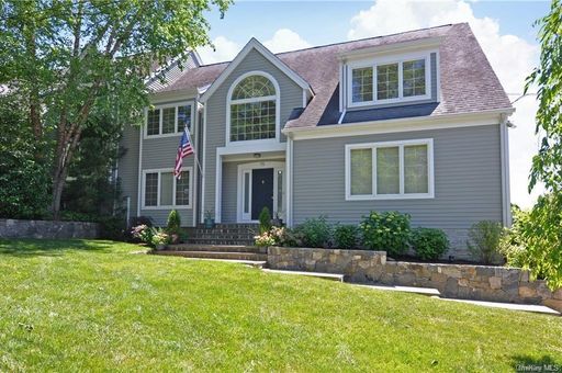 Image 1 of 25 for 15 Strawberry Lane in Westchester, Irvington, NY, 10533