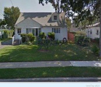 Image 1 of 23 for 697 Partridge Avenue in Long Island, West Hempstead, NY, 11552