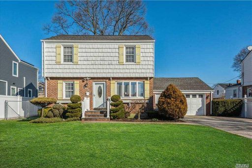Image 1 of 20 for 2275 3rd St in Long Island, East Meadow, NY, 11554