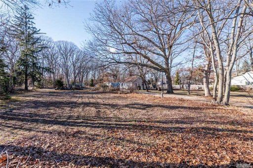 Image 1 of 24 for 114 Jefferson Avenue in Long Island, St. James, NY, 11780
