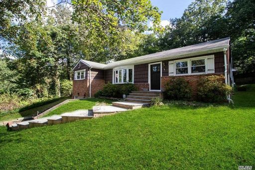 Image 1 of 26 for 65 Lynmar Court in Long Island, Huntington, NY, 11743