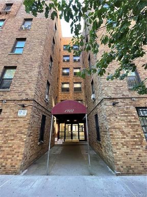 Image 1 of 11 for 1922 Mcgraw Avenue #3i in Bronx, NY, 10462