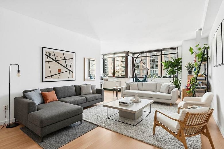 4-74 48th Avenue #17G