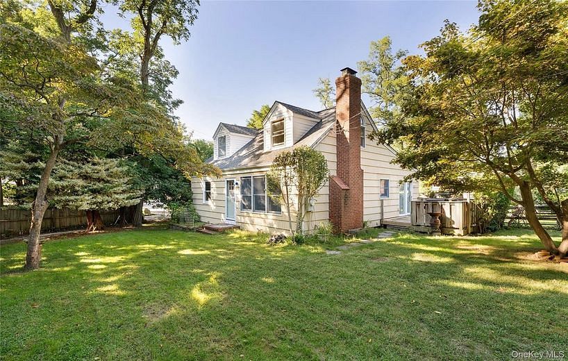 4 Acacia Road