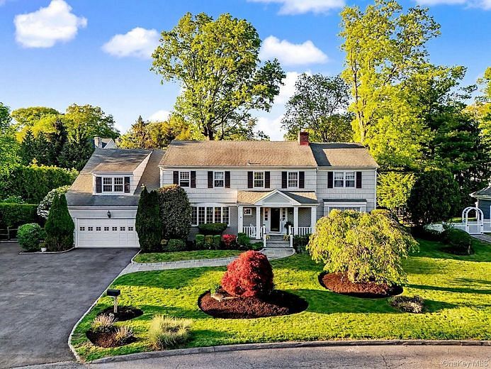 4 Clark Lane