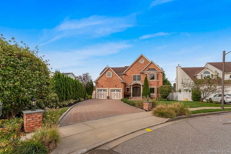 4 Corin Court