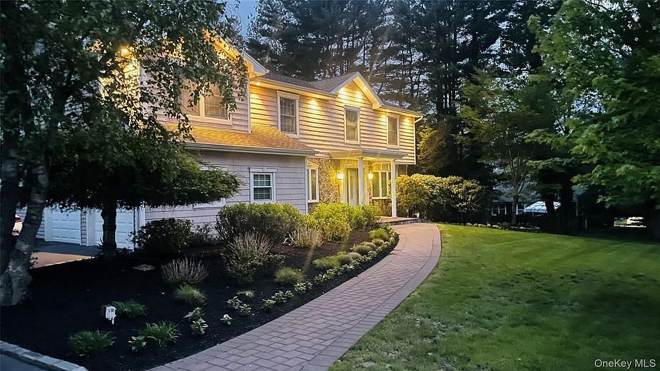 4 Crabapple Court