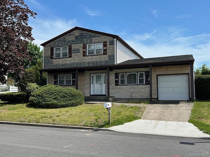 4 Dougbeth Drive