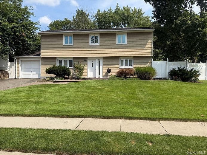 4 E Park Drive