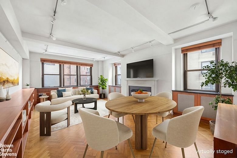 4 East 70th Street #7C