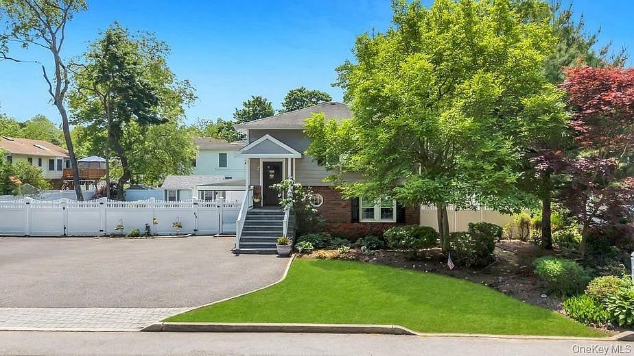 4 Florence Street