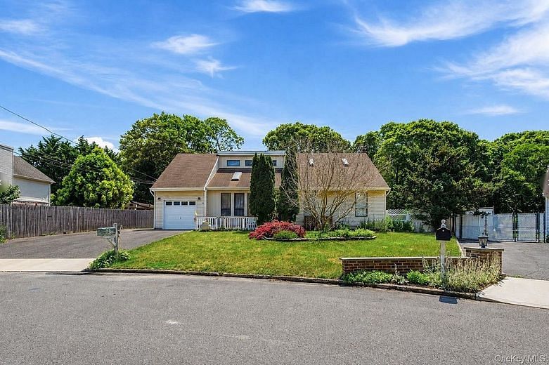 4 Golden Gate Lane