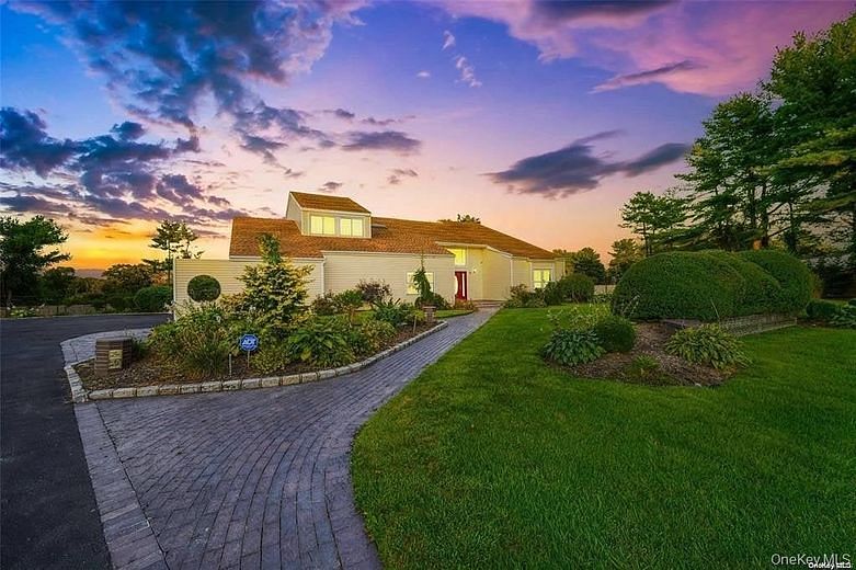 4 Jester Court