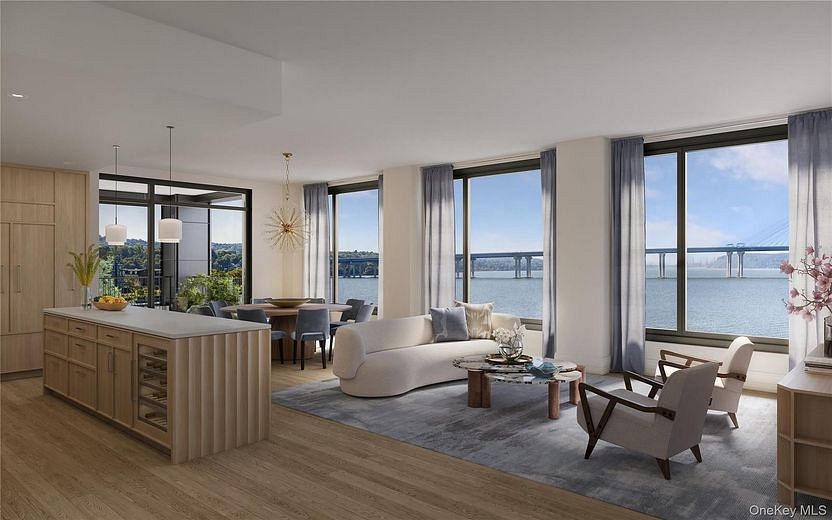 4 Lighthouse Landing #305