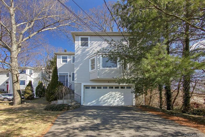 4 Manor Place