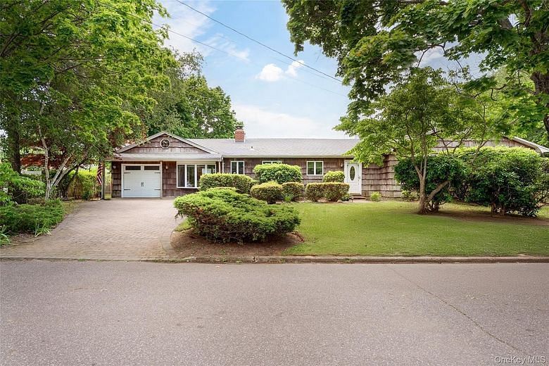 4 N Balin Court
