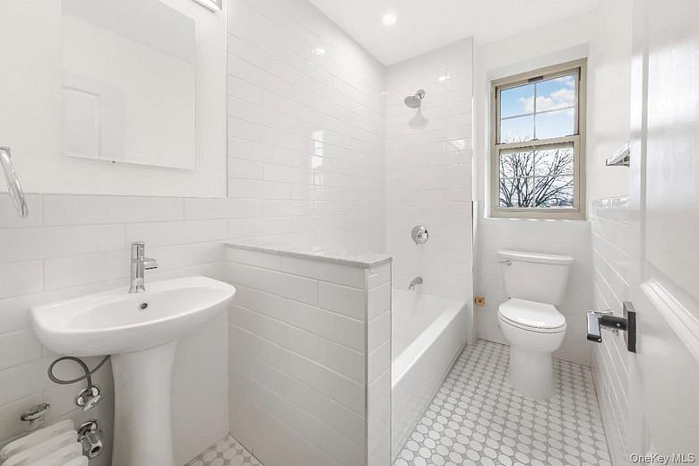 4 Park Lane Mount Vernon Avenue #4H