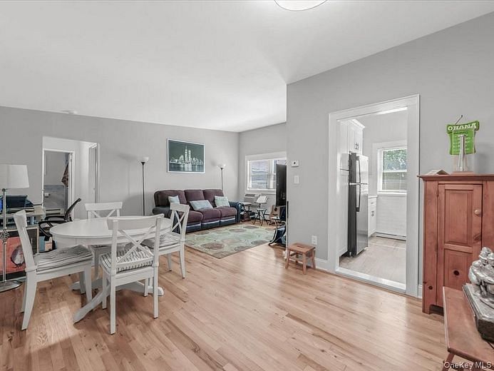 4 Rose Street #2B