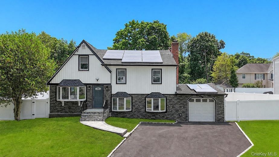 4 Ruby Lane
