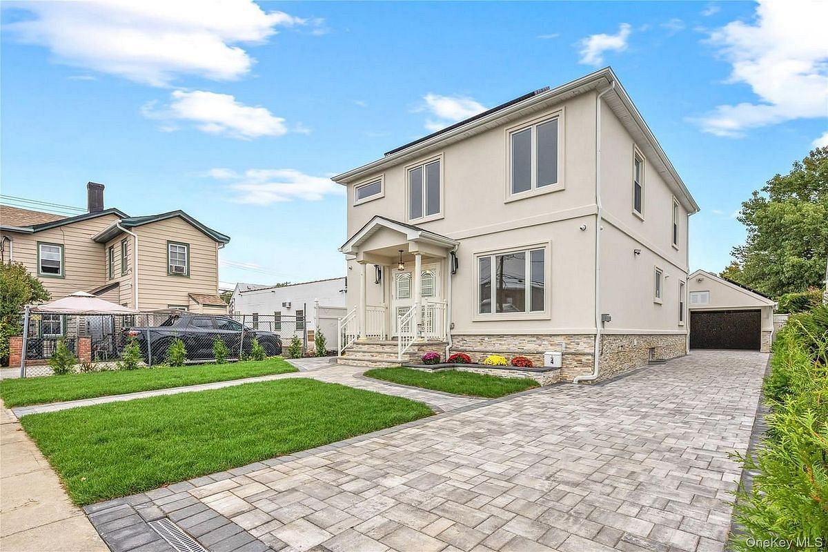 Image 1 of 30 for 4 S 11th Street in Long Island, New Hyde Park, NY, 11040