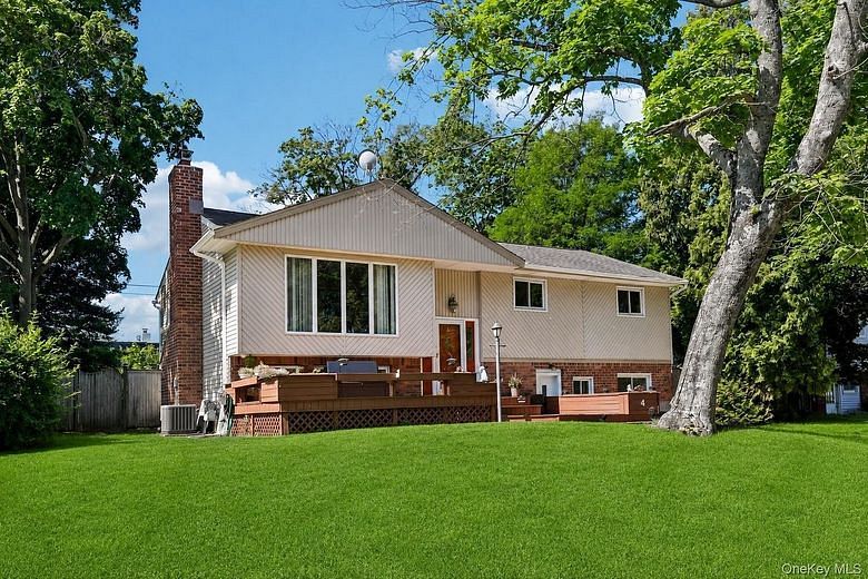 4 Sherbrooke Drive