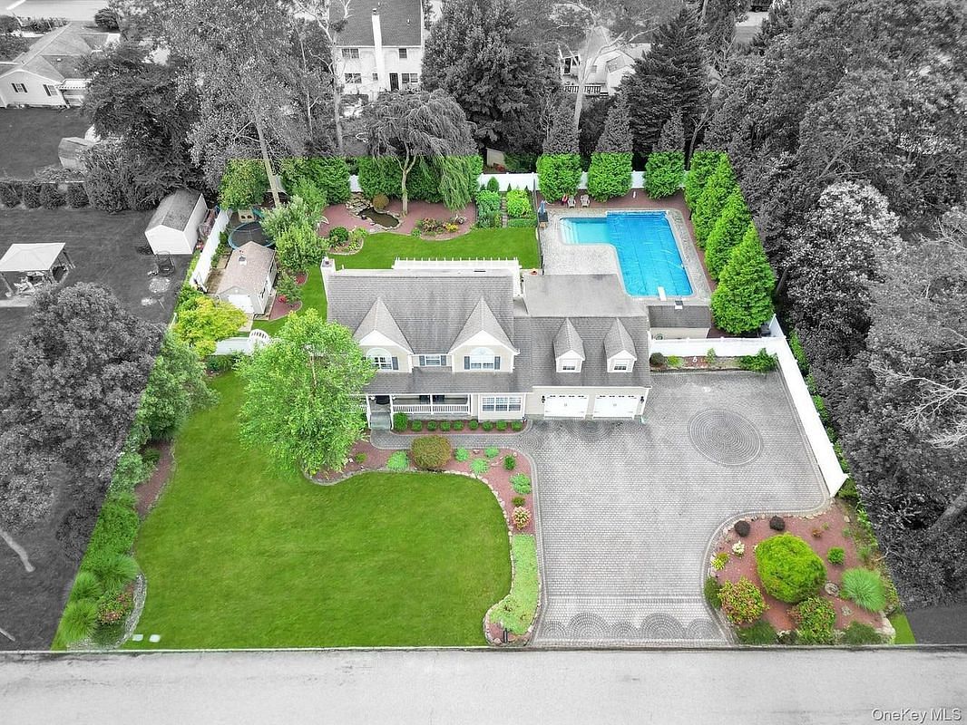 Image 1 of 50 for 4 Vera Court in Long Island, Centereach, NY, 11720