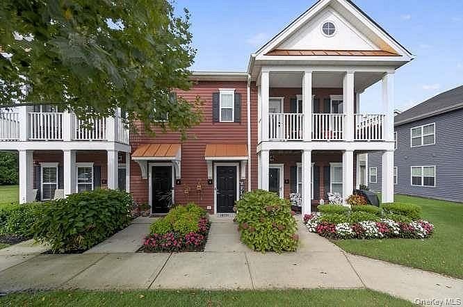 4 Village Drive #4