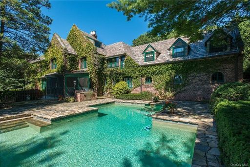 Image 1 of 21 for 4 Whippoorwill Road in Westchester, Armonk, NY, 10504