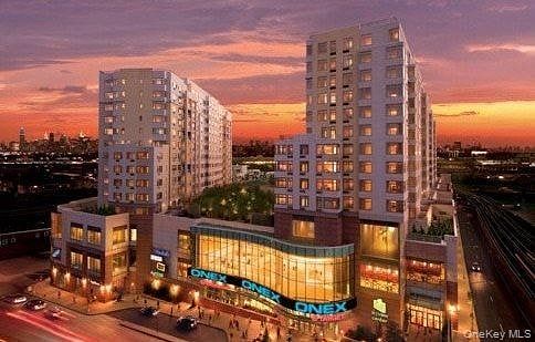 40-28 College Point Boulevard #805