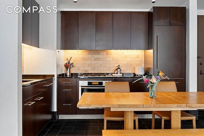 40 Broad Street #15B