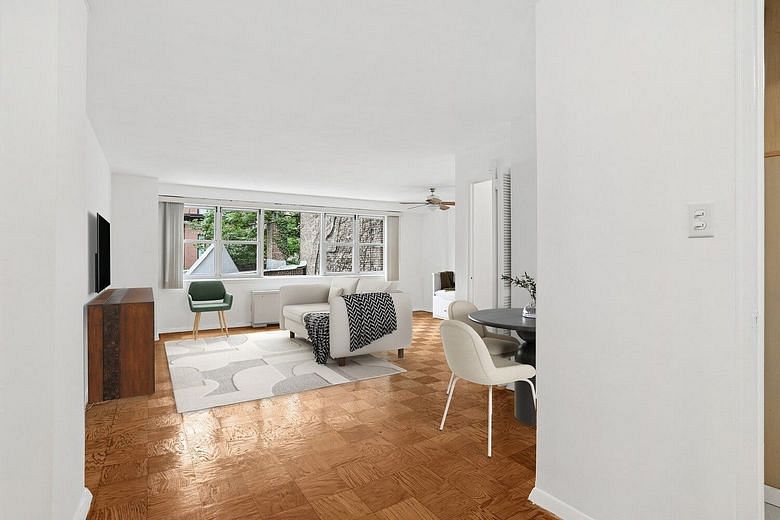 40 Clinton Street #4E