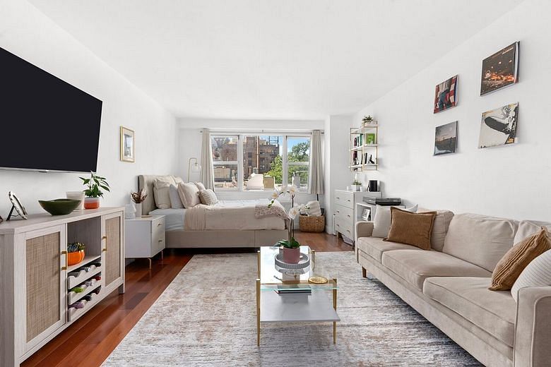 40 Clinton Street #7B