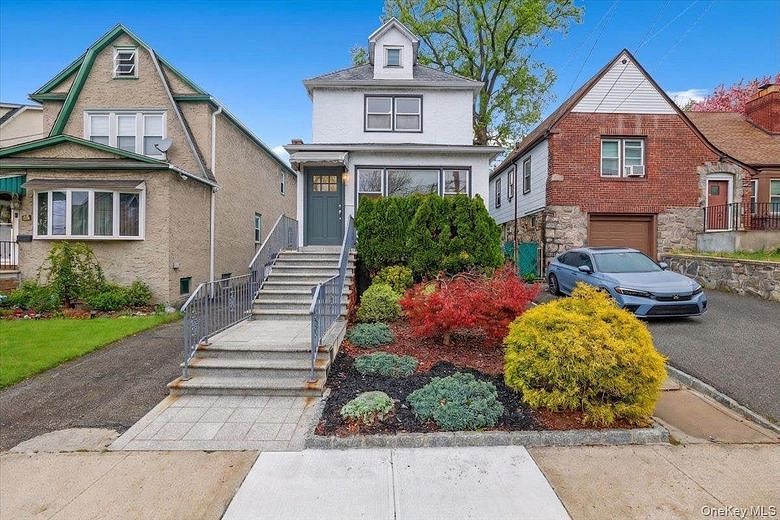 40 Crestmont Avenue