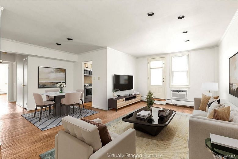 40 Daley Place #40-227