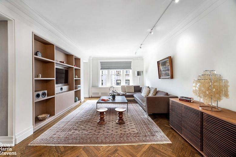 40 East 83rd Street #8W