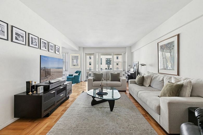 40 East 9th Street #7D