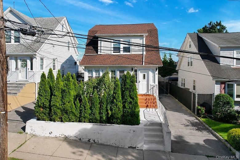 40 Emmett Terrace