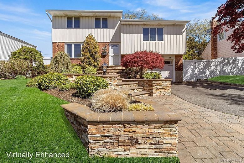 40 Garnet Lane