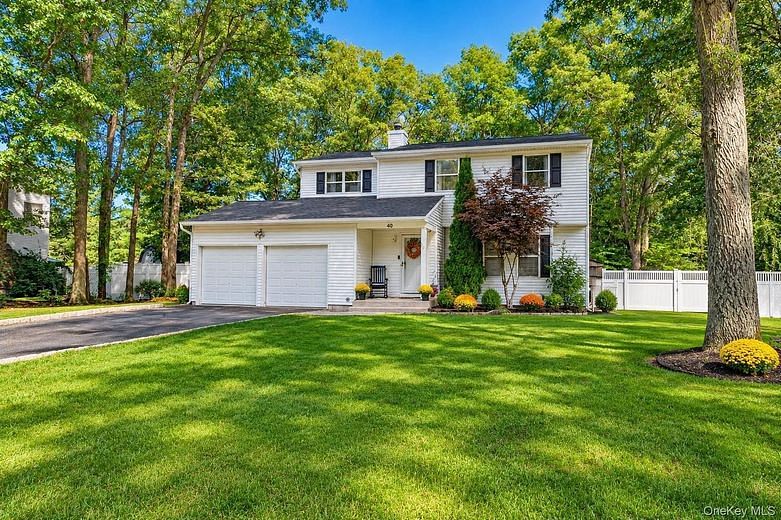40 Golf Club Circle