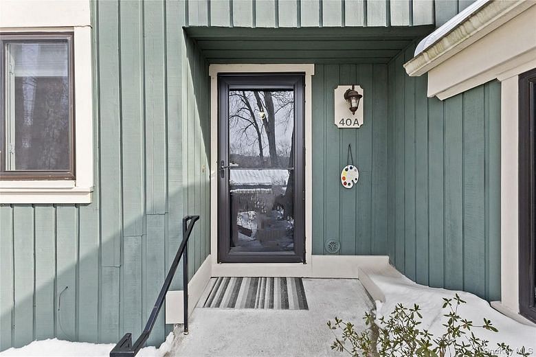 40 Heritage Hills #A