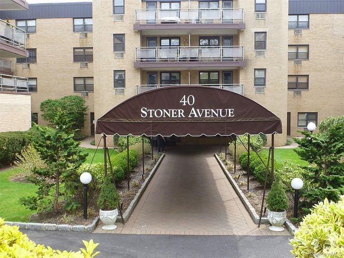 40 Stoner Avenue #2F