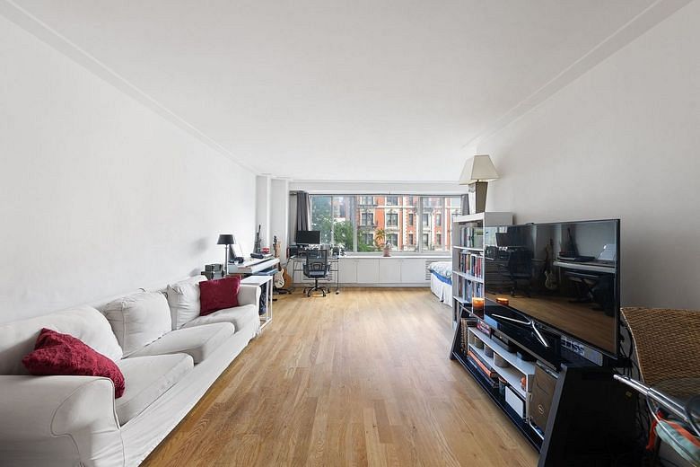 400 Central Park West #4U