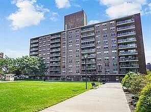400 Cozine Avenue #5F